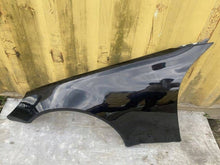 Laden Sie das Bild in den Galerie-Viewer, Kotflügel Mercedes-Benz Slk R170 ADN3637 Vorne Links