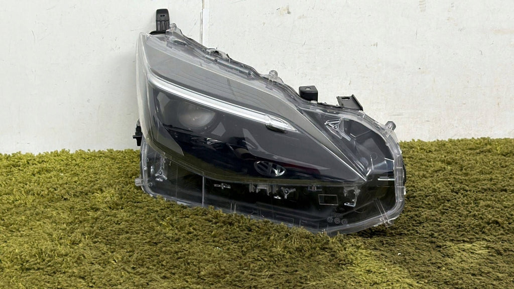 Frontscheinwerfer Toyota Yaris Cross 0D-310 LED Rechts Scheinwerfer Headlight SCH2703565465jv