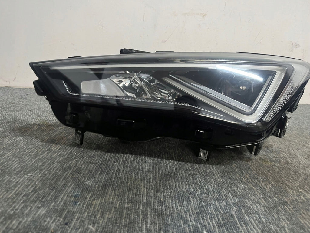 Frontscheinwerfer Seat Leon 5FB941007F 011D02A00L90188325 LED Links Headlight SCH9684155092ld