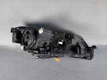 Laden Sie das Bild in den Galerie-Viewer, Frontscheinwerfer Skoda Superb III 3V1941015B Xenon Links Scheinwerfer Headlight