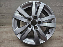 Load image into Gallery viewer, 1x Alufelge 16 Zoll 9677989577 Peugeot 308 Ii Rim Wheel FEL6182551679qm