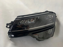 Laden Sie das Bild in den Galerie-Viewer, Frontscheinwerfer Skoda Karoq 57B941015D Links Scheinwerfer Headlight SCH6822210751ma