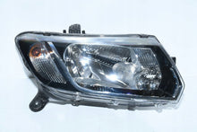 Laden Sie das Bild in den Galerie-Viewer, Frontscheinwerfer Dacia Logan Sandero II 260107737R Rechts Headlight SCH1641135079gq