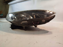 Laden Sie das Bild in den Galerie-Viewer, Frontscheinwerfer Mazda I 2 DR6151030 Rechts Scheinwerfer Headlight SCH7599768139vl