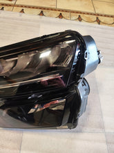 Laden Sie das Bild in den Galerie-Viewer, Frontscheinwerfer Skoda Karoq 57B941009 LED Links Scheinwerfer Headlight SCH5110304578hl