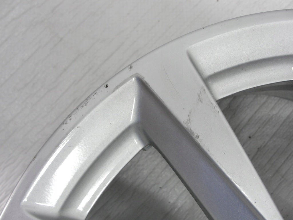 1x Alufelge 16 Zoll 6.5" 5x100 40ET Glanz Silber 82A601025 Audi A1 Rim Wheel FEL9650854251au