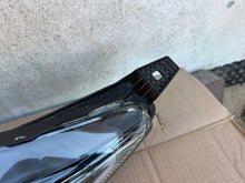 Laden Sie das Bild in den Galerie-Viewer, Frontscheinwerfer Ford Fiesta I C1BB-13W030-AG Links Scheinwerfer Headlight SCH5410745470gn