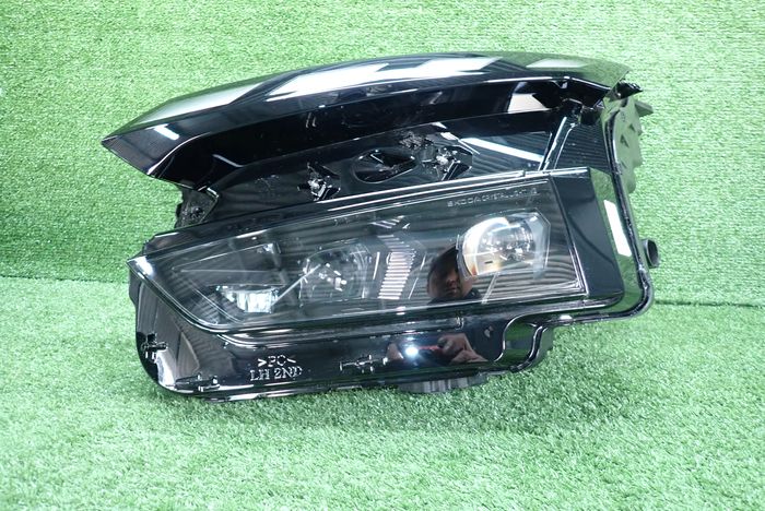 Frontscheinwerfer Skoda Enyaq 5LB941035 Links Scheinwerfer Headlight SCH5545392097ff