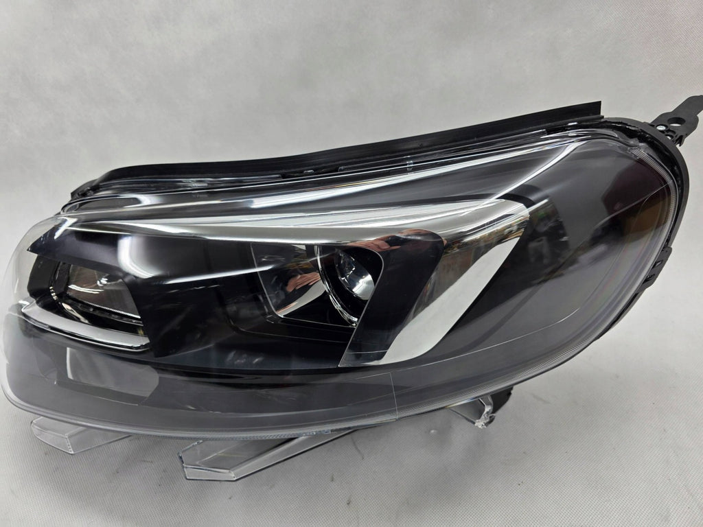 Frontscheinwerfer Citroën Jumpy Zafira C 00218302-03 Links Headlight SCH2099863698bo