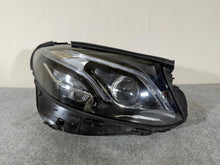 Laden Sie das Bild in den Galerie-Viewer, Frontscheinwerfer Mercedes-Benz W213 A2139069608KZ LED Rechts Headlight SCH9661287384ur