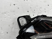 Laden Sie das Bild in den Galerie-Viewer, Frontscheinwerfer Lynk &amp; Co 01 8893628734 Links Scheinwerfer Headlight SCH9527454340mm