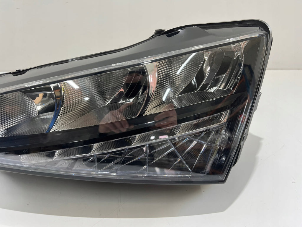 Frontscheinwerfer Skoda Scala 657941015 Links Scheinwerfer Headlight SCH6227575444xn