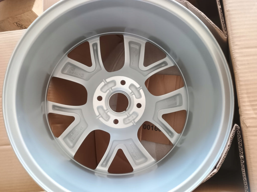 1x Alufelge 16 Zoll 6.5" 4x100 40ET Glanz Silber 403000864R Renault Captur FEL2811654291ku