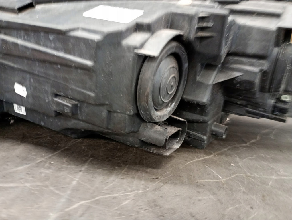 Frontscheinwerfer Ford Kuga III LV4B-13W029-AG Rechts Scheinwerfer Headlight SCH3526738157aq