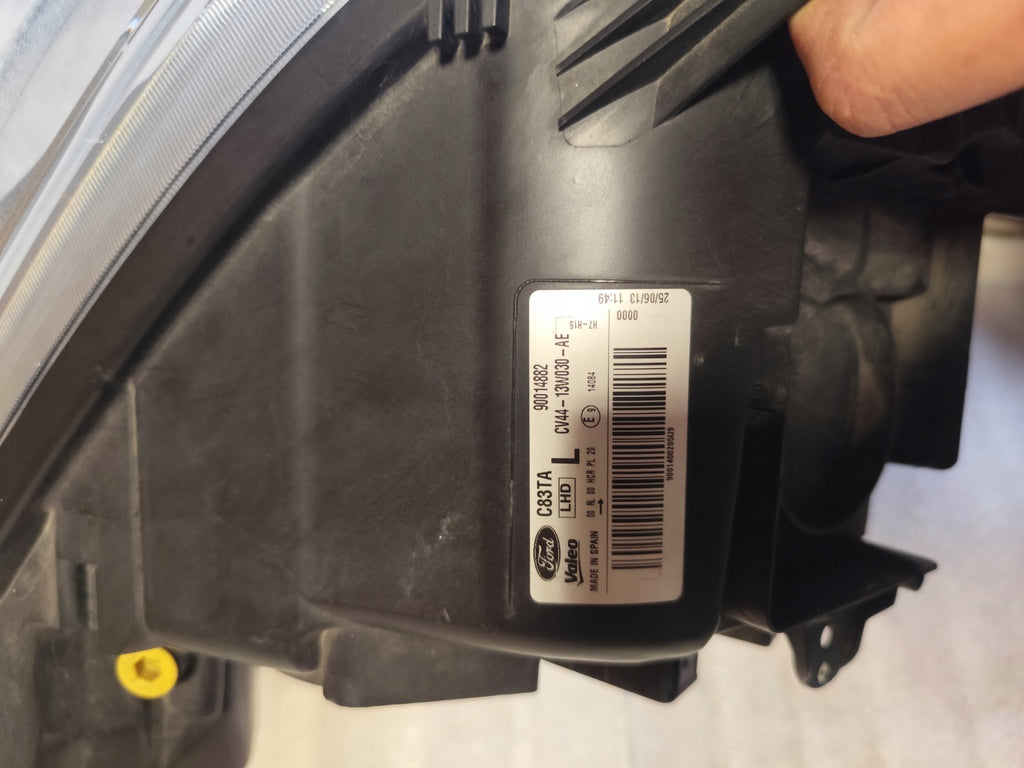 Frontscheinwerfer Ford Kuga CV4413W030AE Links Scheinwerfer Headlight SCH2478246763hd
