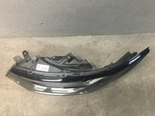 Laden Sie das Bild in den Galerie-Viewer, Frontscheinwerfer Land Rover Discovery V 90105793 Full LED Links Headlight SCH5250143496vr