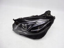 Laden Sie das Bild in den Galerie-Viewer, Frontscheinwerfer Mercedes-Benz W213 A2139066504 LED Links Headlight SCH1530132028ag