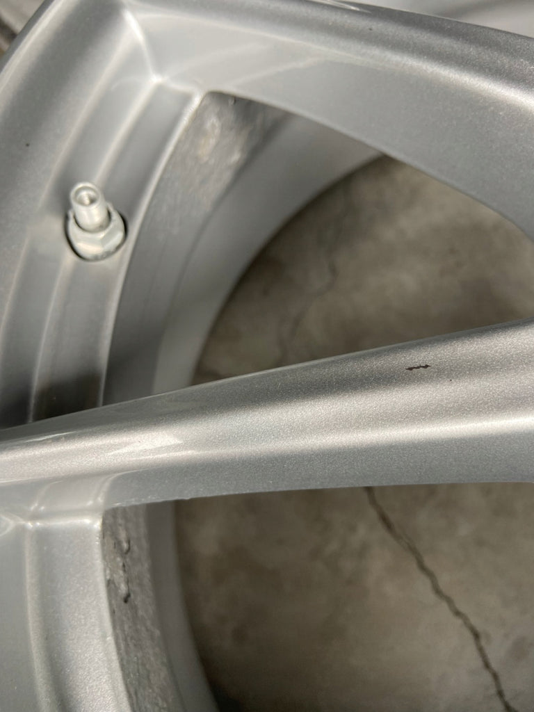 4x Alufelge 17 Zoll 6.5" 5x112 49ET Glanz Silber A2464010102 Mercedes-Benz Mb FEL3632554702ty