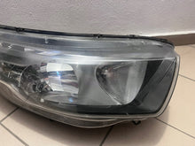 Laden Sie das Bild in den Galerie-Viewer, Frontscheinwerfer Iveco Daily IV 5801473749 Rechts Scheinwerfer Headlight SCH4072454957zz