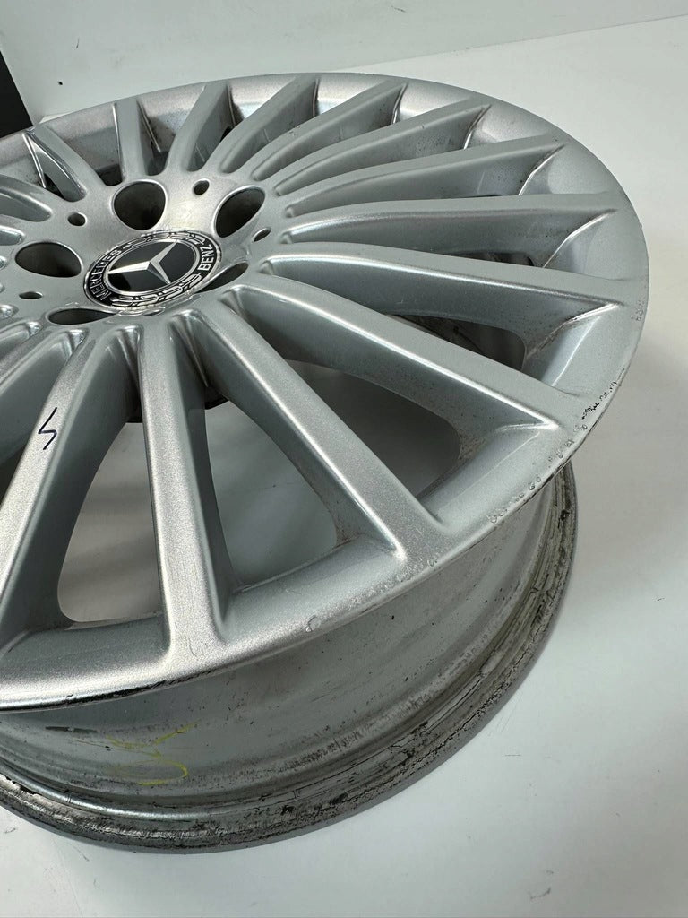 1x Alufelge 17 Zoll A1564011800 Mercedes-Benz Gla Rim Wheel FEL4816457296rv
