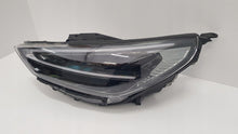 Laden Sie das Bild in den Galerie-Viewer, Frontscheinwerfer Hyundai I30 Pde 92101-G4600 Full LED Links Headlight