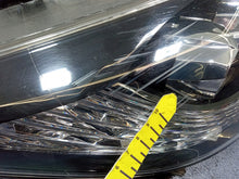 Laden Sie das Bild in den Galerie-Viewer, Frontscheinwerfer Honda Hr-V LED Rechts Scheinwerfer Headlight