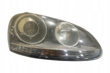 Laden Sie das Bild in den Galerie-Viewer, Frontscheinwerfer VW 301212272 Rechts Scheinwerfer Headlight SCH2008995399cv