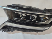 Load image into Gallery viewer, Frontscheinwerfer Kia Sorento I 92101P2120 LED Links Scheinwerfer Headlight SCH9469452471et