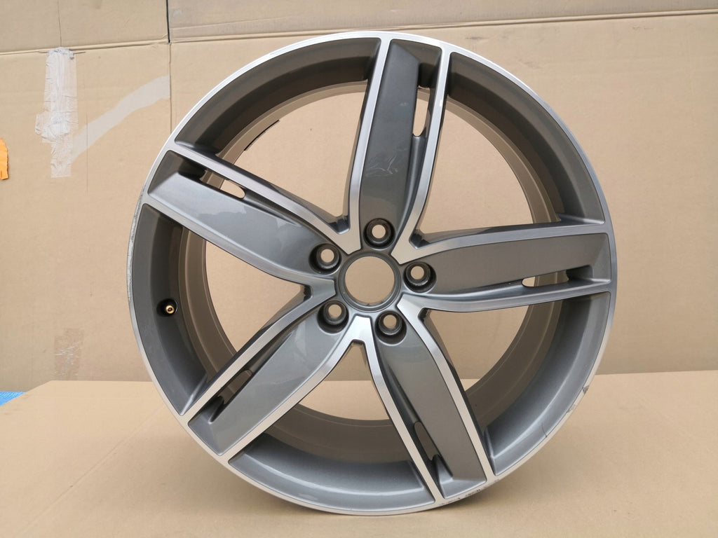 1x Alufelge 19 Zoll 8.0" 5x112 49ET Glanz Grau 8V0601025AS Audi A3 Mg Rim Wheel