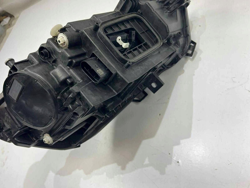 Frontscheinwerfer Mercedes-Benz Cla X118 C118 A1189062500 Links Headlight SCH9345612051dj