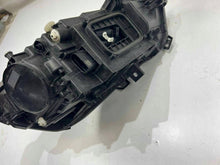 Laden Sie das Bild in den Galerie-Viewer, Frontscheinwerfer Mercedes-Benz Cla X118 C118 A1189062500 Links Headlight SCH9345612051dj