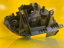 Load image into Gallery viewer, Frontscheinwerfer BMW X3 E83 1307022426 Xenon Links Scheinwerfer Headlight SCH5992142383yr