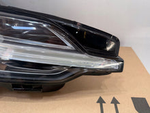 Laden Sie das Bild in den Galerie-Viewer, Frontscheinwerfer Volvo V60 II S60 III 32347007 LED Rechts Headlight SCH1784611996xe