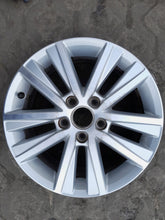 Load image into Gallery viewer, 1x Alufelge 16 Zoll 6.5" 5x112 50ET 5K0601025AE VW Golf VI Touran Rim Wheel FEL7083391586fq