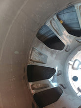 Load image into Gallery viewer, 1x Alufelge 17 Zoll 7.0" 5x108 46ET 672044871 Toyota I Rim Wheel FEL3353181071uh