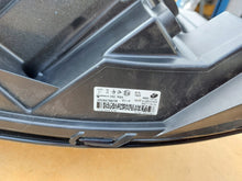 Load image into Gallery viewer, Frontscheinwerfer Renault Master 260607867 Links Scheinwerfer Headlight