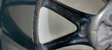 Laden Sie das Bild in den Galerie-Viewer, 1x Alufelge 18 Zoll 8.5" 5x114.3 40ET 1044221-00-B Tesla Model 3 Rim Wheel FEL2813209502jz