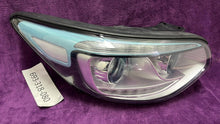 Laden Sie das Bild in den Galerie-Viewer, Frontscheinwerfer Kia Soul II Rechts Scheinwerfer Headlight SCH9831242781sh