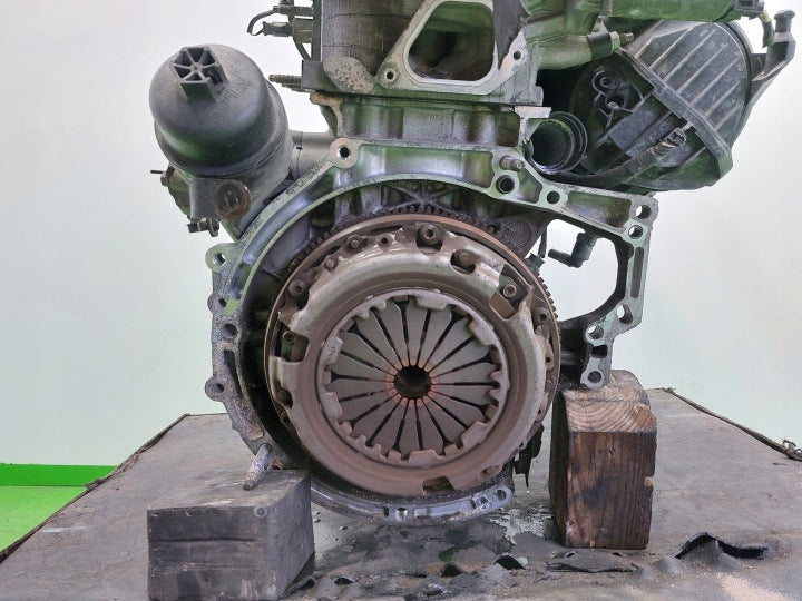 Motor Peugeot 207 GU31 1.4 151TKm 2006 Benzin Engine Unkomplett MOT5335225119di