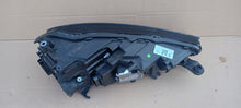 Laden Sie das Bild in den Galerie-Viewer, Frontscheinwerfer Skoda Fabia IV 6VB941015B Links Scheinwerfer Headlight SCH1272912373jz