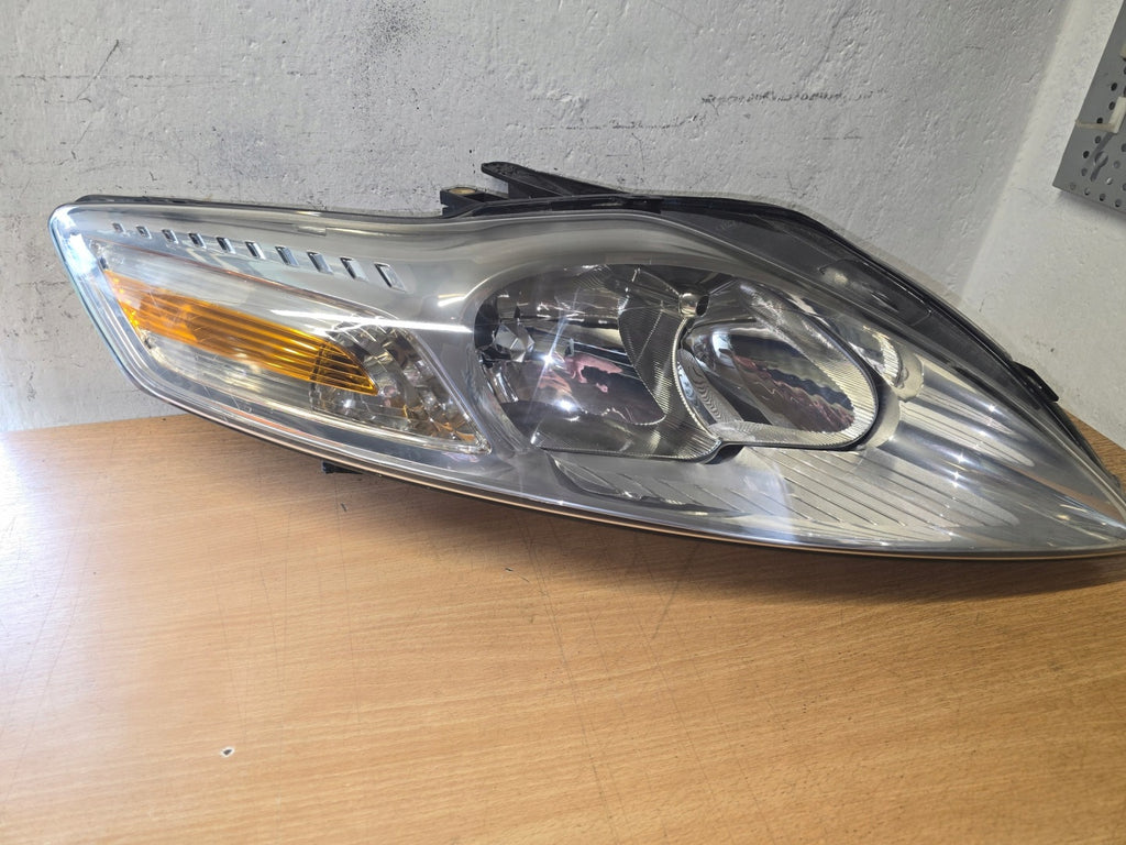 Frontscheinwerfer Ford Mondeo 7S71-13W030-AH Ein Stück (Rechts oder Links) SCH1347972860zg