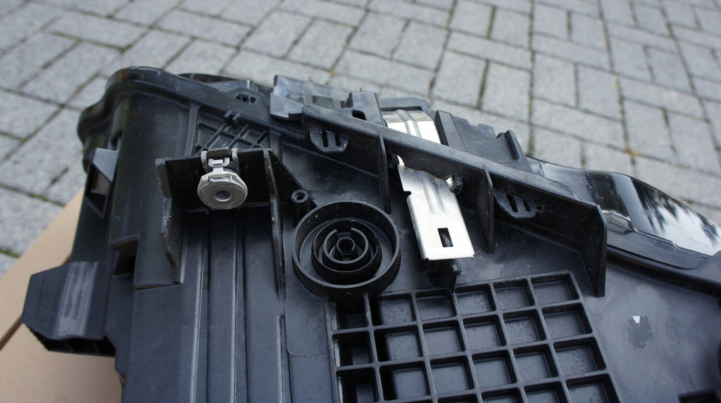 Frontscheinwerfer BMW X1 F48 7272249-06 LED Links Scheinwerfer Headlight SCH1770248597ms