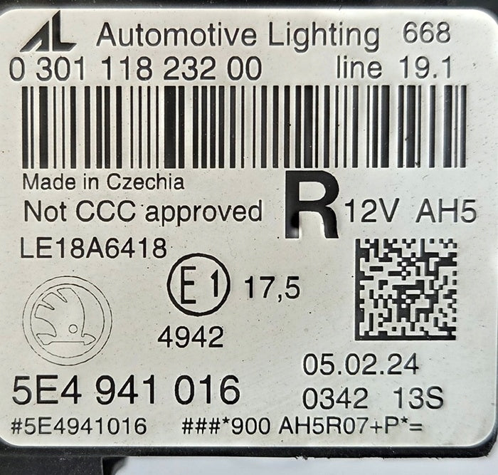 Frontscheinwerfer Skoda Octavia IV 5E4941016 LED Rechts Scheinwerfer Headlight SCH3629550219su