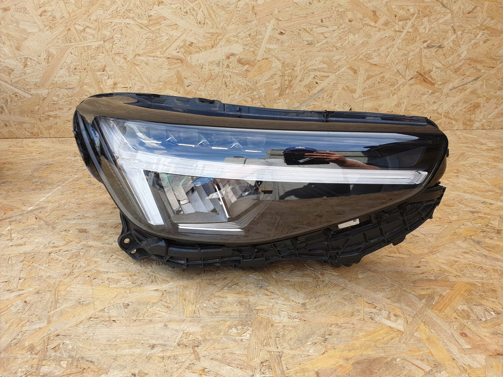 Frontscheinwerfer Volvo Xc40 32338909 Rechts Scheinwerfer Headlight SCH4351913172da
