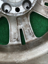 Load image into Gallery viewer, 1x Alufelge 17 Zoll 7.5&quot; 5x112 47ET A2044010402 Mercedes-Benz W204 Rim Wheel