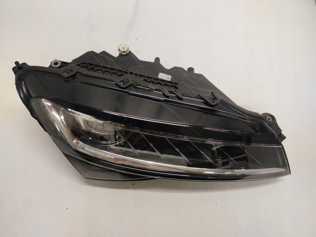 Frontscheinwerfer Skoda Superb III 3V1941016E Full LED Rechts Headlight