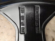Laden Sie das Bild in den Galerie-Viewer, 1x Alufelge 18 Zoll 7.5" 5x100 39ET Glanz Schwarz 8X0071498 Audi Rim Wheel FEL6411369292cg