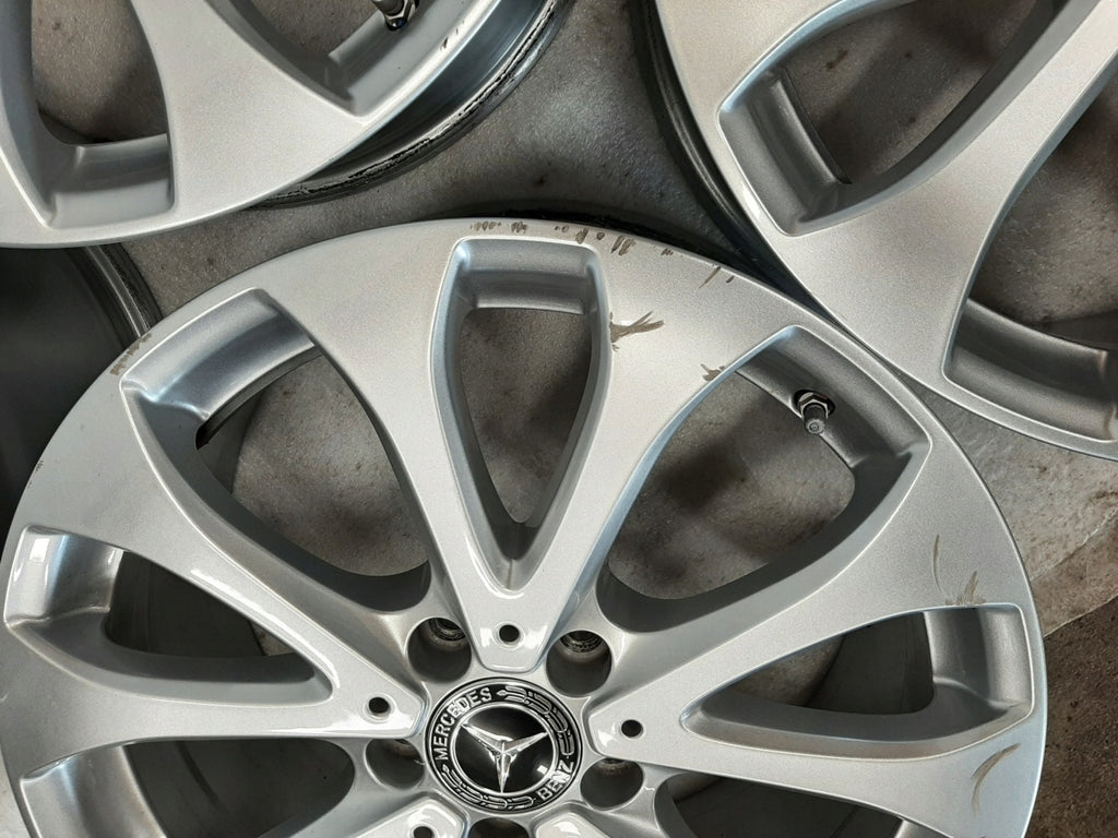 4x Alufelge 18 Zoll 8.0" 5x112 43ET Glanz Silber A2134011100 Mercedes-Benz W213 FEL9224160139sc