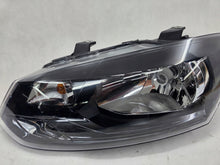 Laden Sie das Bild in den Galerie-Viewer, Frontscheinwerfer VW Polo 6R1941015E Links Scheinwerfer Headlight SCH2875097214tk