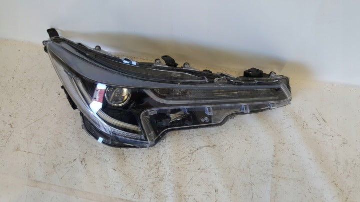 Frontscheinwerfer Toyota Corolla 81110-02S70 LED Rechts Scheinwerfer Headlight SCH8516098689fo